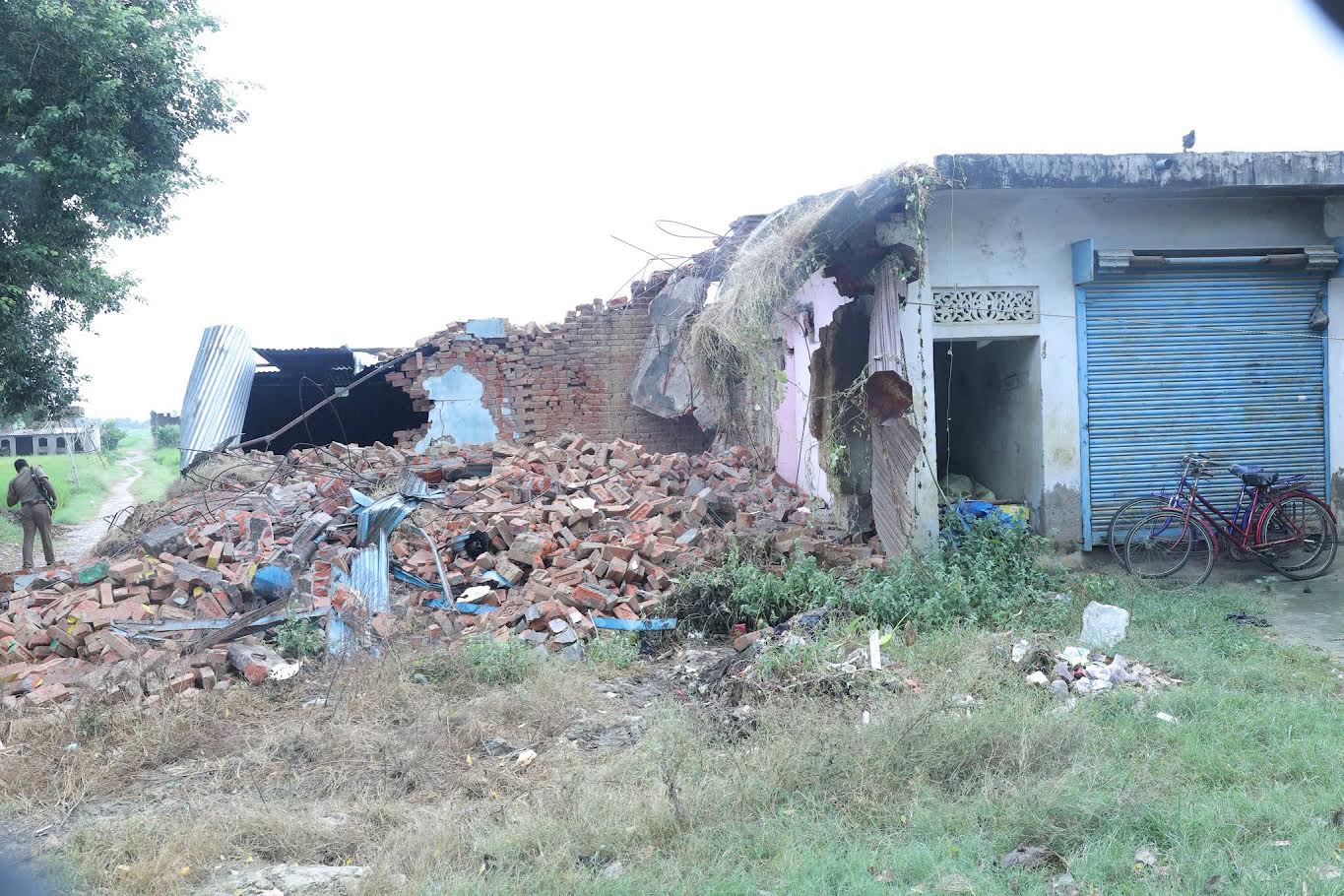 अंबेडकरनगर के बरियावन कांड में कार्रवाई के बाद जांच के अगले चरण का इंतजार।