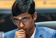 चेस ओलंपियाड में नीदरलैंड्स के खिलाफ मुकाबला खेलते भारतीय शतरंज खिलाड़ी।