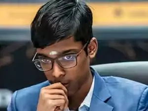 चेस ओलंपियाड में नीदरलैंड्स के खिलाफ मुकाबला खेलते भारतीय शतरंज खिलाड़ी।