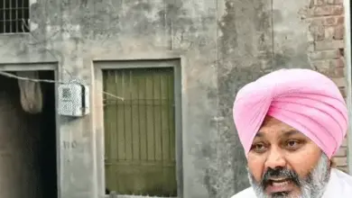 गुलजार सिंह की मौत पर कांग्रेस और AAP में वार-पलटवार