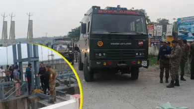 हथनीकुंड बैराज पर लापता कमांडो की तलाश करते सेना और रेस्क्यू टीम के जवान