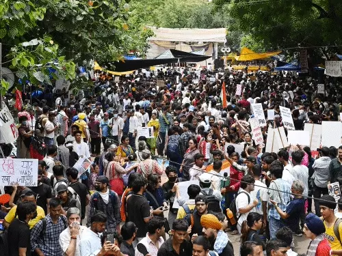 जंतर-मंतर छात्र प्रदर्शन हिंसा मामले की सुनवाई करता सुप्रीम कोर्ट