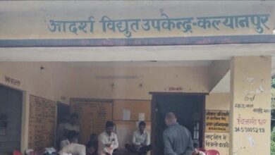 अंबेडकरनगर के जलालपुर क्षेत्र में बिजली कटौती से प्रभावित ग्रामीण इलाका।