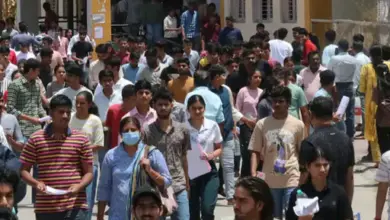 महाराष्ट्र TET पेपर लीक मामले में आगरा की प्रिंटिंग प्रेस से पेपर बाहर निकालने का खुलासा।