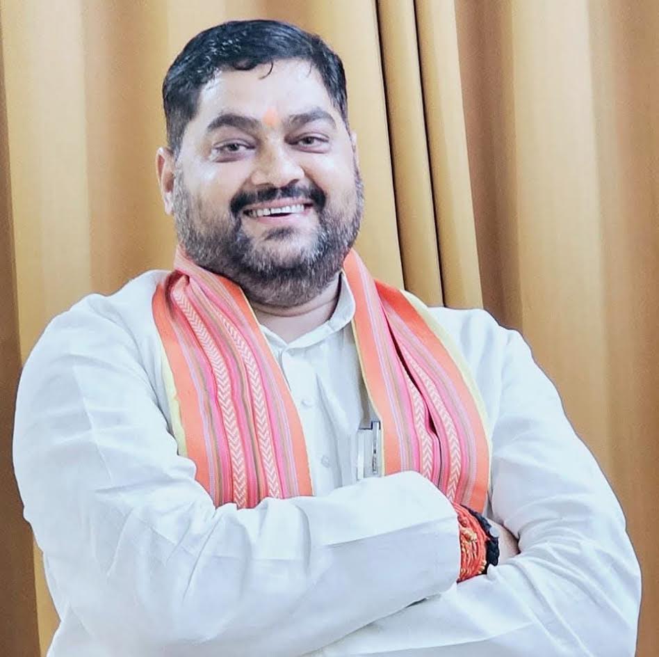 भाजपा के पूर्व जिलाध्यक्ष डॉ. मिथिलेश त्रिपाठी को नई संगठनात्मक जिम्मेदारी मिलने की खबर।