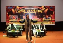 एनटीपीसी टांडा में हिंदी पखवाड़ा 2026 की काव्य संध्या में कवियों की प्रस्तुति