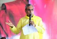 अंबेडकरनगर में पत्रकारों से बातचीत करते कैबिनेट मंत्री ओमप्रकाश राजभर।