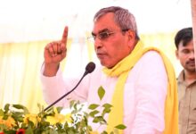 अंबेडकरनगर में यूपी के चार हिस्सों में बंटवारे पर बयान देते ओम प्रकाश राजभर।