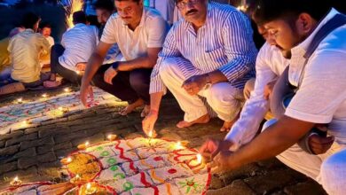 अंबेडकरनगर के शिवाला घाट पर सेवा संकल्प अभियान के तहत तमसा नदी किनारे दीप प्रज्ज्वलन और पौधरोपण.