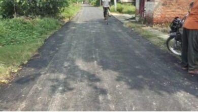 ताजूपुर संपर्क मार्ग पर चल रहा सड़क निर्माण कार्य