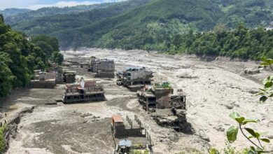 नेपाल में भारी बारिश के बाद बाढ़ और भूस्खलन से प्रभावित इलाका।