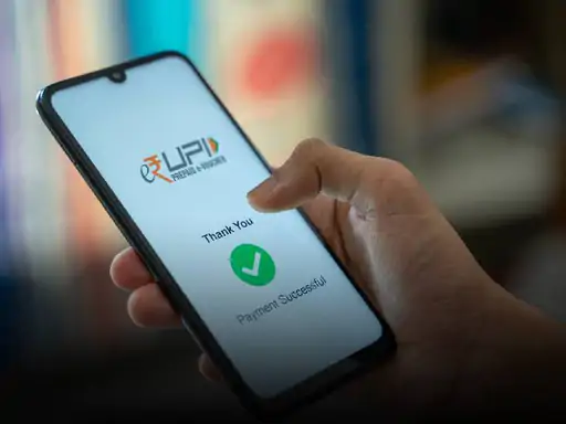 UPI पेमेंट पर ₹2,000 तक शुल्क मुक्त रखने का सरकार का फैसला