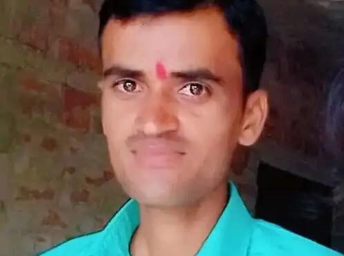 अंबेडकरनगर के शहाबुद्दीनपुर गांव में दो बाइकों की भिड़ंत में एक युवक की मौत और दो लोगों के घायल होने का मामला।