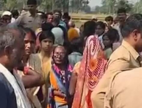 अंबेडकरनगर के भौंरा गांव में तालाब में 15 वर्षीय किशोर का शव मिलने की घटना।