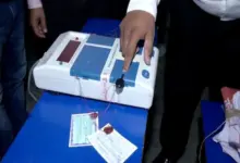 आंध्र प्रदेश राज्य चुनाव आयोग ने सुप्रीम कोर्ट के निर्देश के बाद 100 शहरी स्थानीय निकायों के चुनाव रोकने का आदेश जारी किया।