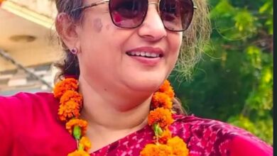 आराधना मिश्रा मोना के उत्तर प्रदेश कांग्रेस अध्यक्ष बनने पर बधाई देते अंबेडकरनगर के कांग्रेस नेता।