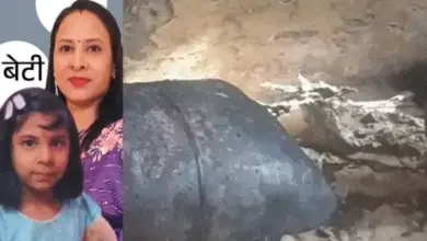 बागपत के खेकड़ा में आग लगने के बाद मकान से धुआं निकलता हुआ
