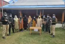जम्मू-कश्मीर के बांदीपोरा जिले में UAPA के तहत दर्ज मामले में गिरफ्तार छह लोगों से जुड़े कथित नेटवर्क की जांच।