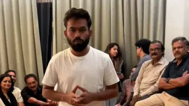 बेंगलुरु फ्रीडम पार्क में SIR विरोध प्रदर्शन में ध्रुव राठी और प्रकाश राज