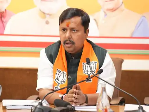 दिल्ली के चांदनी चौक में भाजपा की पदयात्रा में शामिल होने वाले राष्ट्रीय अध्यक्ष नितिन नवीन और पार्टी के वरिष्ठ नेता।