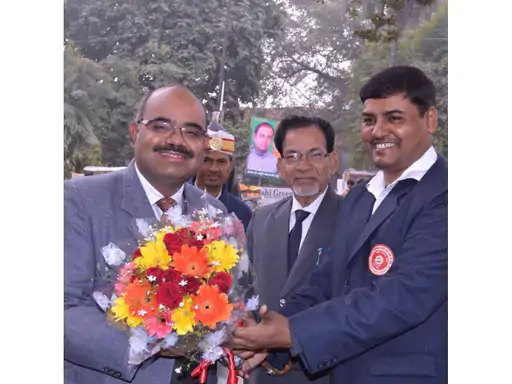 बुलंदशहर के अपर जिलाधिकारी न्यायिक भरतराम यादव, जिनका लखनऊ PGI में निधन हो गया।