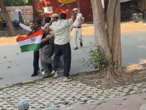 दिल्ली में CJP नेताओं आशुतोष रांका और सौरव दास की जमानत तथा मजिस्ट्रेट को कथित धमकी से जुड़ा मामला।
