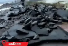 चक्रवात अर्नब के बाद आंध्र प्रदेश के तटीय इलाकों में जलभराव और तेज हवाओं से हुई तबाही।