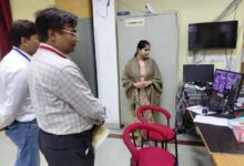 अकबरपुर-टांडा मार्ग पर डीएम आवास के पास इलेक्ट्रॉनिक दुकान, जहां रणजीत वर्मा का शव मिला।