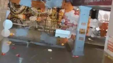 लखनऊ के लेटे हनुमान मंदिर के गर्भगृह में भरा गोमती नदी का पानी