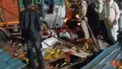 ग्वालियर के शीतला माता मंदिर के पास श्रद्धालुओं को कुचलने वाले ट्रक हादसे में 15 लोगों की मौत और 26 लोग घायल।