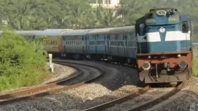 रूट में बदलाव के बाद परिवर्तित मार्ग से चलने वाली भारतीय रेलवे की एक्सप्रेस ट्रेनें।