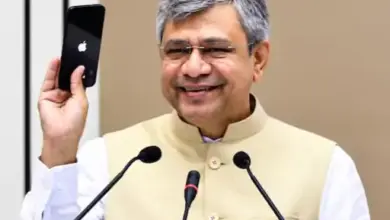 आईफोन मैन्युफैक्चरिंग और PLI स्कीम पर सरकारी आंकड़े साझा करते केंद्रीय मंत्री अश्विनी वैष्णव।