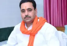 लखनऊ में पति के खिलाफ प्रताड़ना की शिकायत और महिला थाने में दर्ज मुकदमे से जुड़ी खबर।