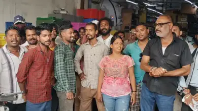 लखनऊ के राजेंद्र नगर और ऐशबाग में ऑनलाइन ग्रॉसरी डिलीवरी कर्मचारियों की वेतन कटौती और वर्क आईडी ब्लॉक होने से जुड़ा मामला।