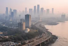 मुंबई में बढ़ते वायु प्रदूषण पर बॉम्बे हाईकोर्ट ने जताई चिंता।