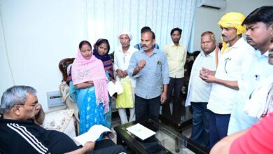 उत्तर प्रदेश के 2027 विधानसभा चुनाव को लेकर सपा-कांग्रेस पर बयान देते कैबिनेट मंत्री ओमप्रकाश राजभर।
