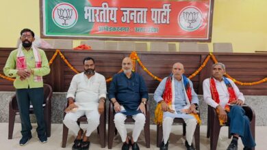 अंबेडकरनगर में भाजपा जिला कार्यालय पर शिक्षक एमएलसी चुनाव और बूथ स्तर पर संगठन मजबूत करने को लेकर आयोजित बैठक।